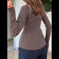 thumbnail image 4 of Camisa Informal de Larga para Mujer, de Color Liso, Sencilla, de Lana, con Solapa y Botones A Rayas. Camello XL, 4 of 8
