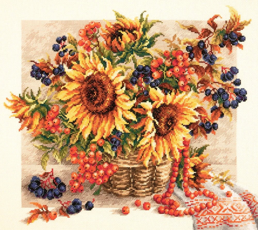 Rowanberries Garland 40-76 Counted Cross-Stitch Kit