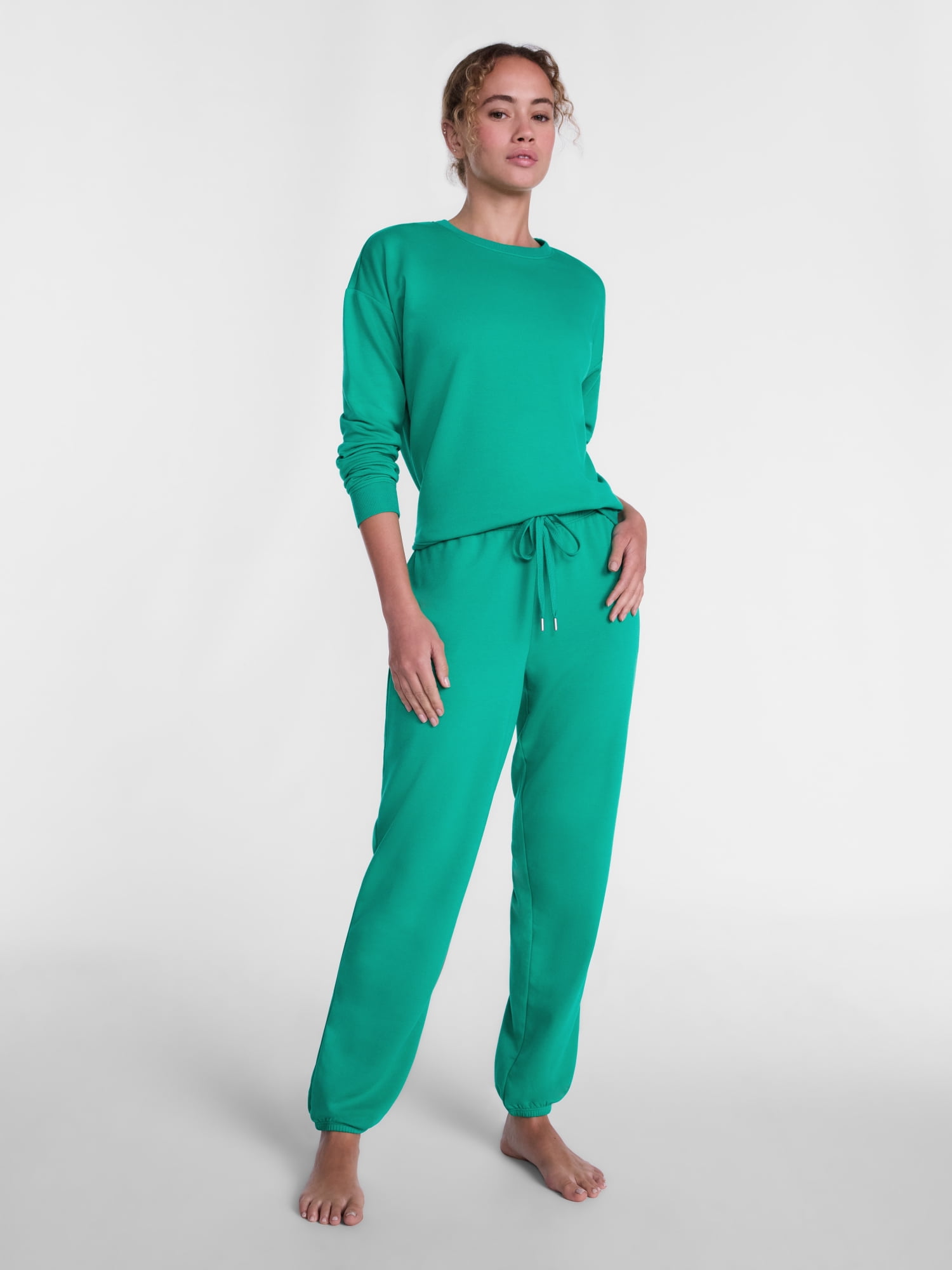 Joyspun Women's Fleece Lounge Sleep Top with Long Sleeves, Sizes XS-3X