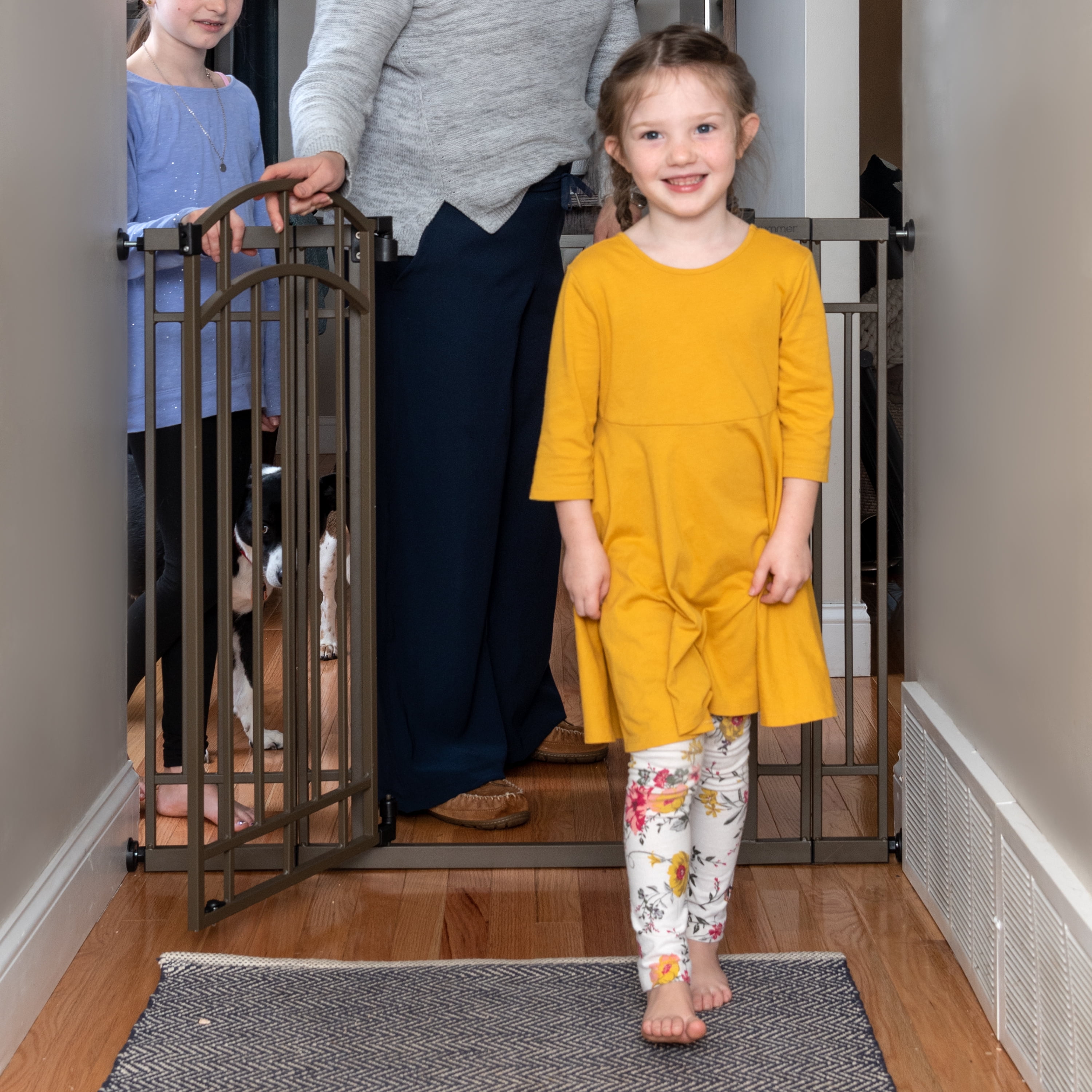 Summer Infant Multi-Use Decorative Extra Tall Safety Pet & Baby Gate, 28' Wide, 36' Height, Pressure / Hardware Mounted, Install on Wall / Banister in Doorway / Stairway, Auto Close Door-Bronze