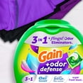 thumbnail image 3 of Detergente para ropa Gain Flings Odor Defense, 60 unidades, 3 of 5