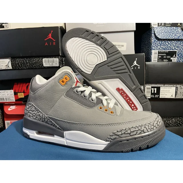 Ni - ke Ni - ke Air Jordan 3 Retro ‘Cool Grey’ CT8532-012 Men’s Size 8.5 VNDS