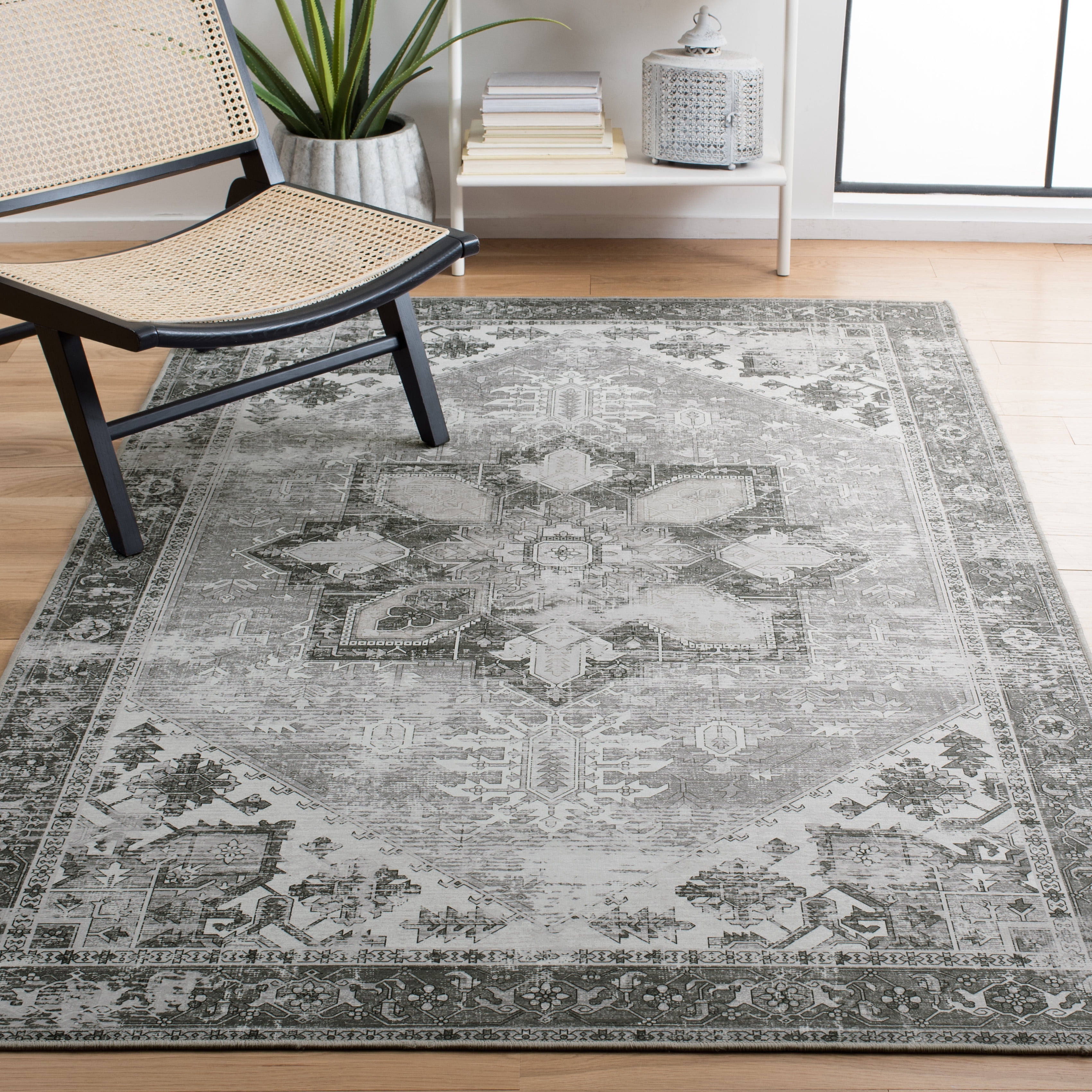SAFAVIEH Tucson Jayla Oriental Machine Washable Area Rug, Dark Sage/Ivory, 4' x 4' Square