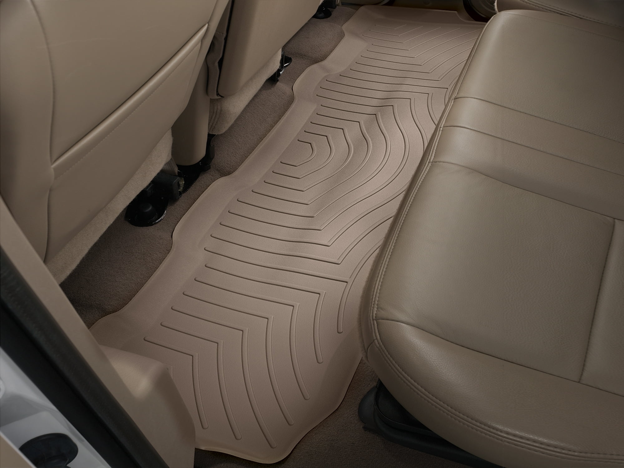 WeatherTech Custom Fit FloorLiners compatible with 1999-2007 Ford Super Duty - 2nd Row, Tan