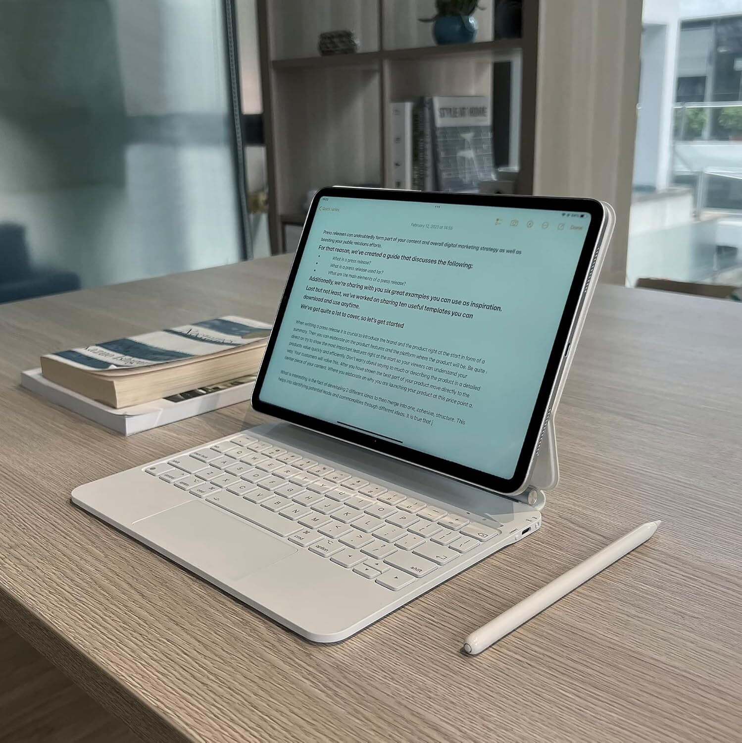 Magic Keyboard Case for iPad Pro 11-inch 2024 (M4) and iPad Pro 11-inch 2025 (M5) - Magnetic Keyboard with Multi-Touch Trackpad, Backlit, Lightweight - White
