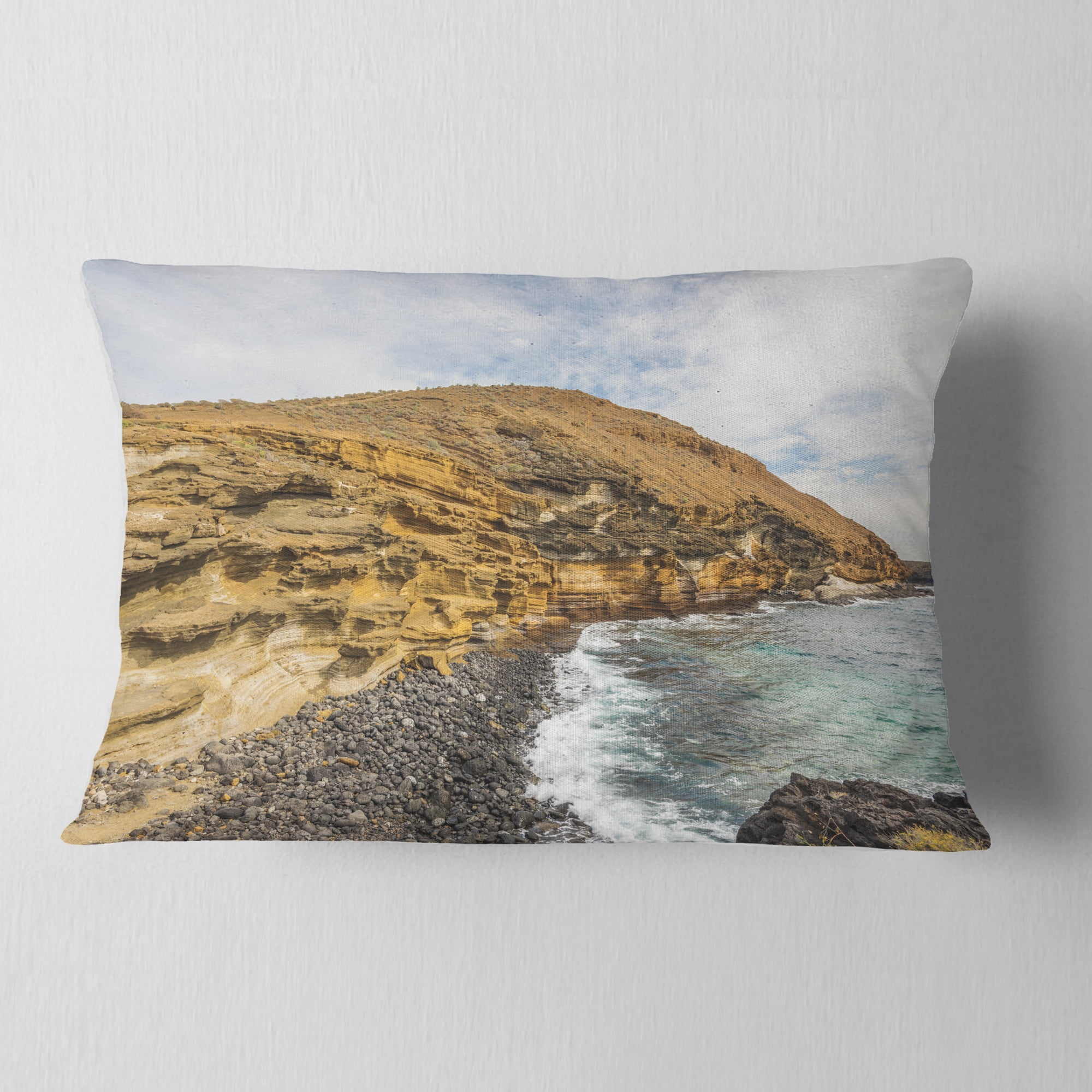 Designart Peninsula Going Beyond the Horizon - Seashore Throw Pillow - 12x20
