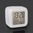 thumbnail image 1 of Reloj de silicona de fácil configuración Visualización de hora, fecha - Despertador fuerte para dormitorio - Alimentado por batería (blanco) ShuxiuWang 9024715137999, 1 of 5