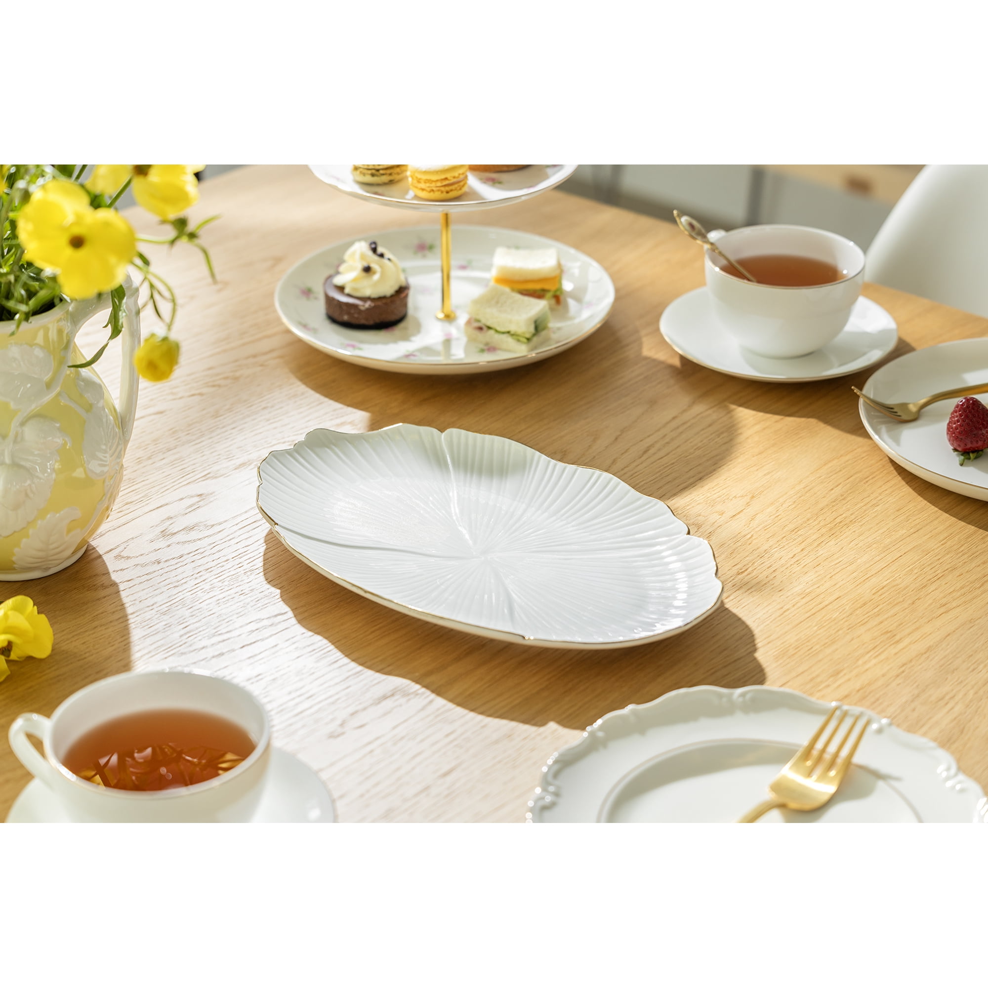 Monterey Bay 12" Ginkgo Gold Luxe Fine Porcelain Oval Serving Platter - Medium Grace Teaware