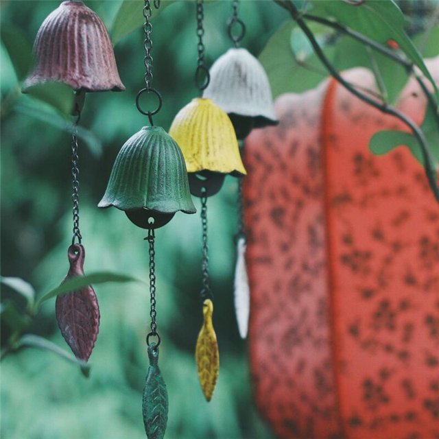 Lucky Temple Clear In Wind Chimes Single Scenic Leaf Hanging Bell Home Accessories Metal Wind Chime Wall Decoration OrnamentGreenUnited States He Qiyong unisex