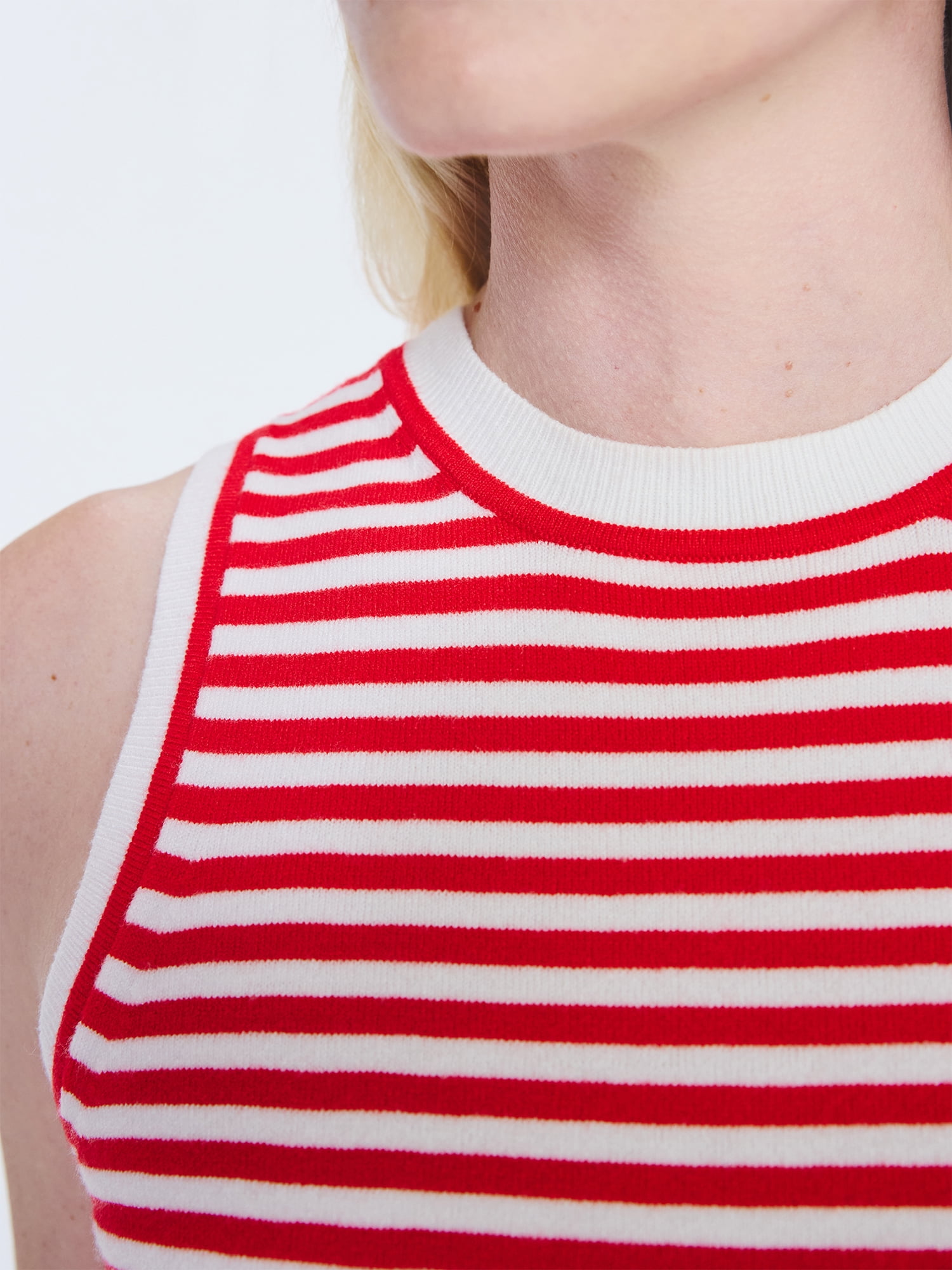 Free Assembly Women's Cozy Yarn Sleeveless Sweater Shell, Sizes XS-XXL