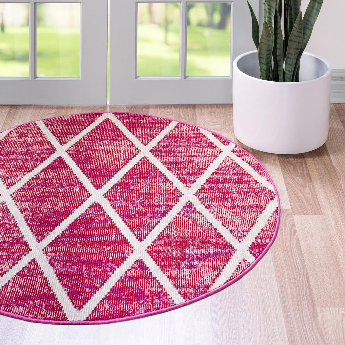 Starlight Collection Transitional Lattice Round Rug ‚Äì Pink 4