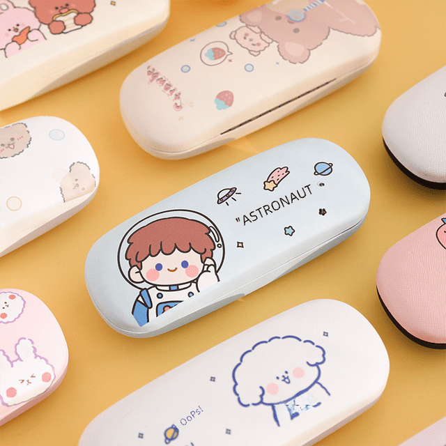 Estuche para gafas de estudiante con dibujos animados, portátil, resistente a caídas y antipresión, caja de almacenamiento para gafas de miopía con forma de corazón para niña