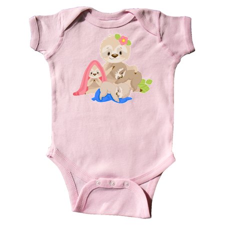 

Inktastic Sloth Mom with 3 Baby Sloths Gift Baby Boy or Baby Girl Bodysuit