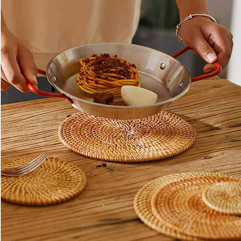 Pikadingnis Woven Rattan Placemats Natural Hand Woven Non-Slip Weave Mat  Handmade Dining Table Heat Resistant Mats Rattan Coasters for Farmhouse  Decoration Kitchen Countertops Hot Dishes Pots Pans 
