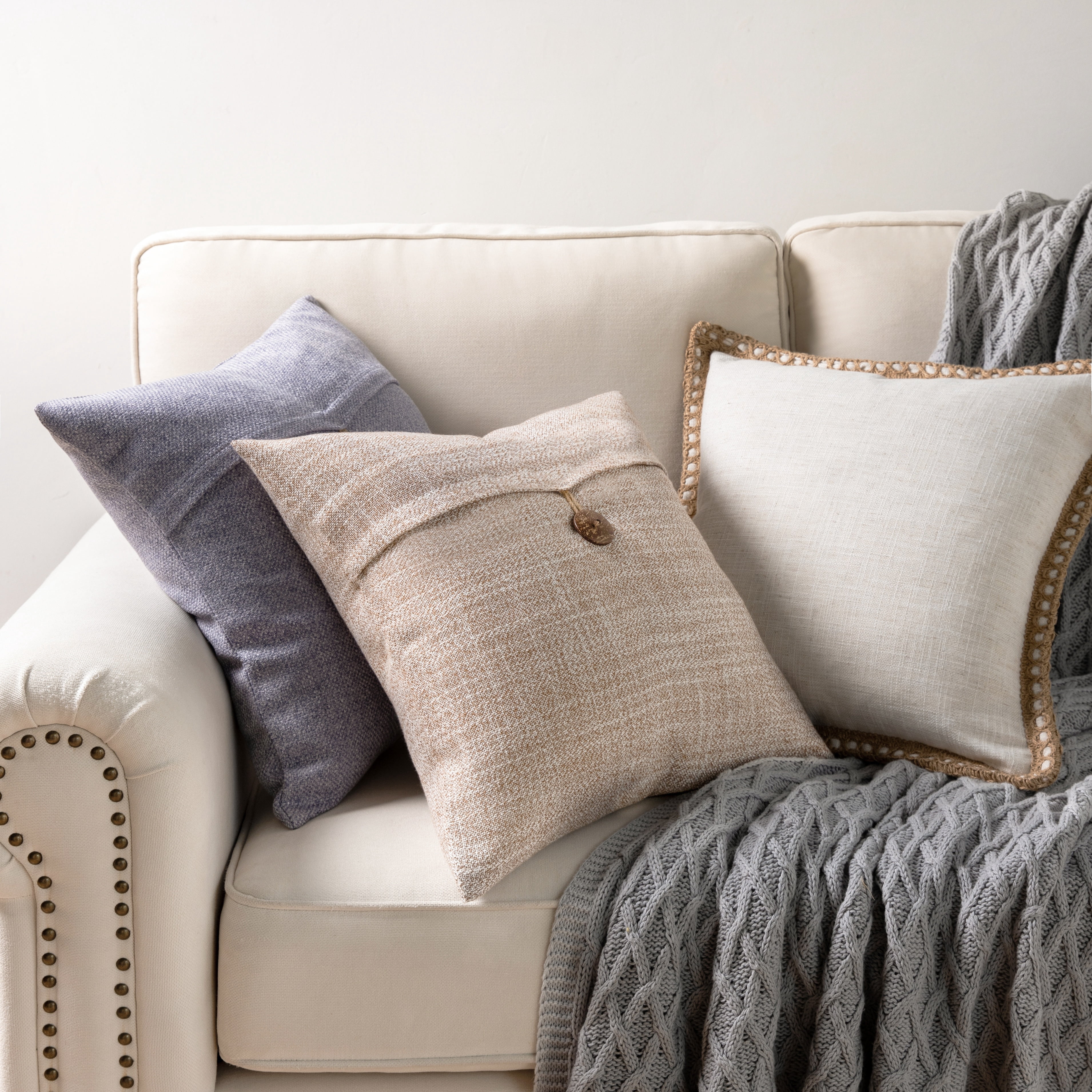 Phantoscope 18" x 18" 2-Pack Single Button Linen Farmhouse Decorative Throw Pillows, Beige
