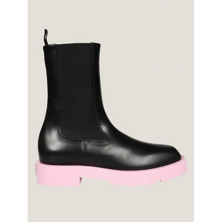 

Givenchy Boots Woman Black Woman