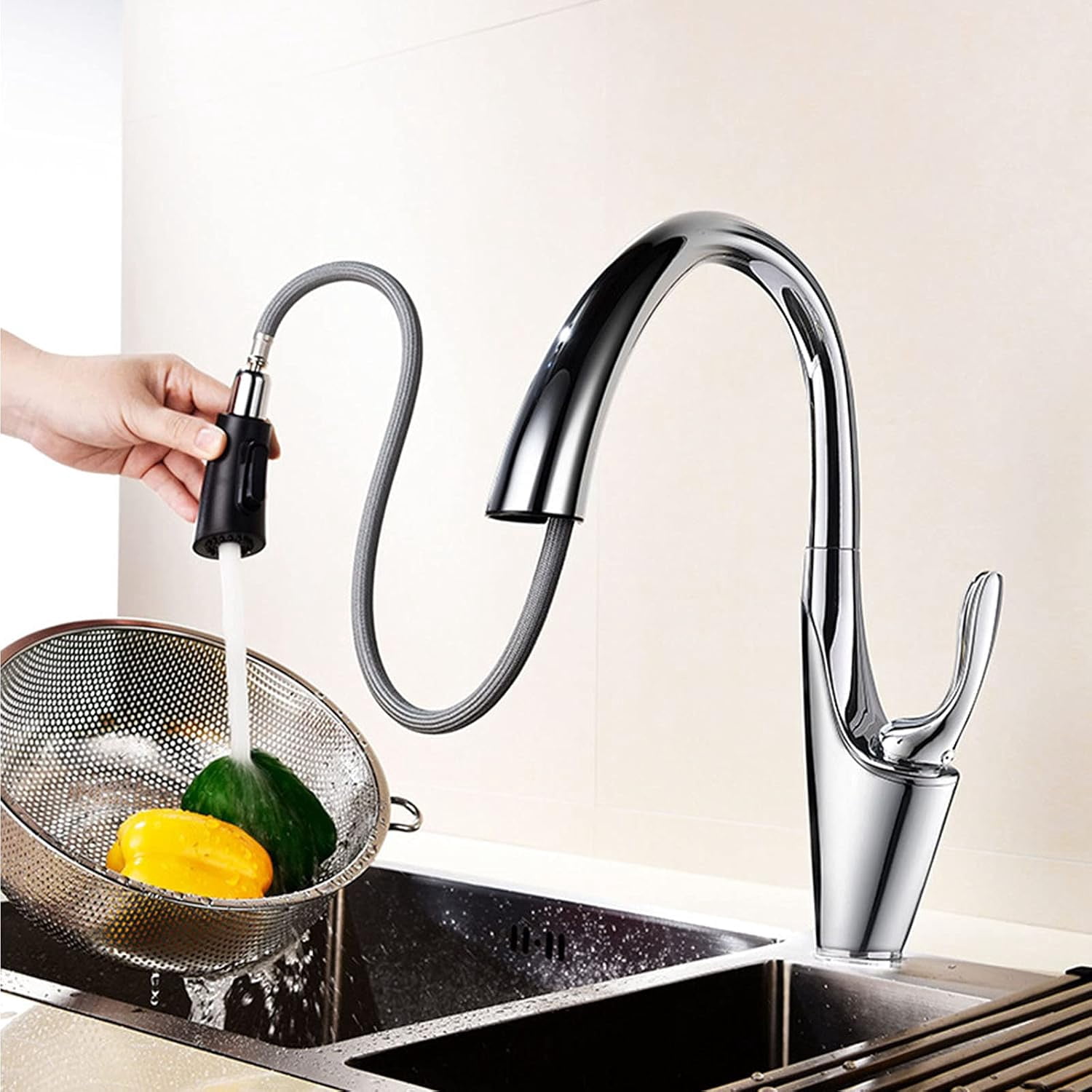 Kitchen Sink Solid Brass Hidden Pull-Out Kitchen Faucet with Dual-Function Sprayer, Swivel Single Handle Hot and Cold Water Kitchen Mixer Tap,Black