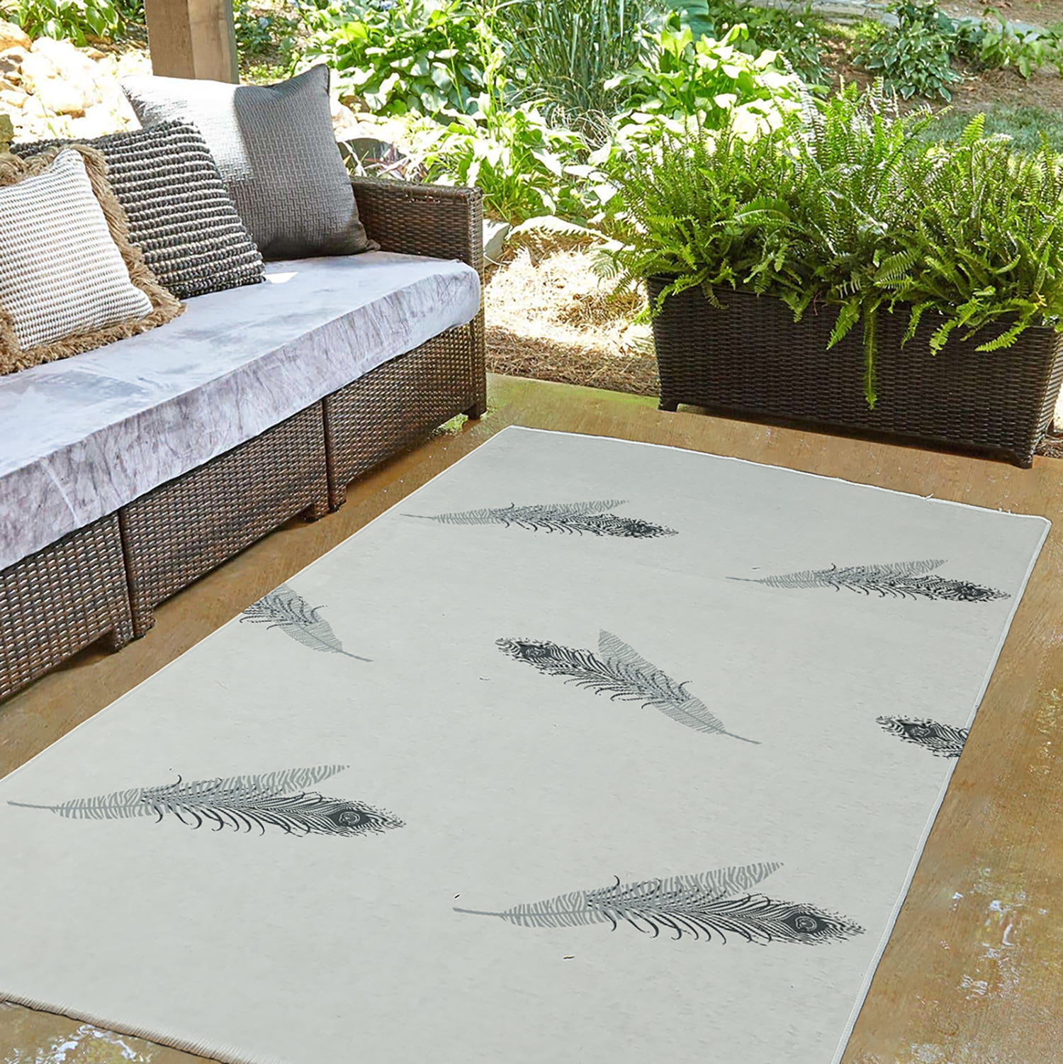 Simply Daisy 3' x 5' Lunar Gray Feather Stripe Spring Chenille Indoor/Outdoor Rug