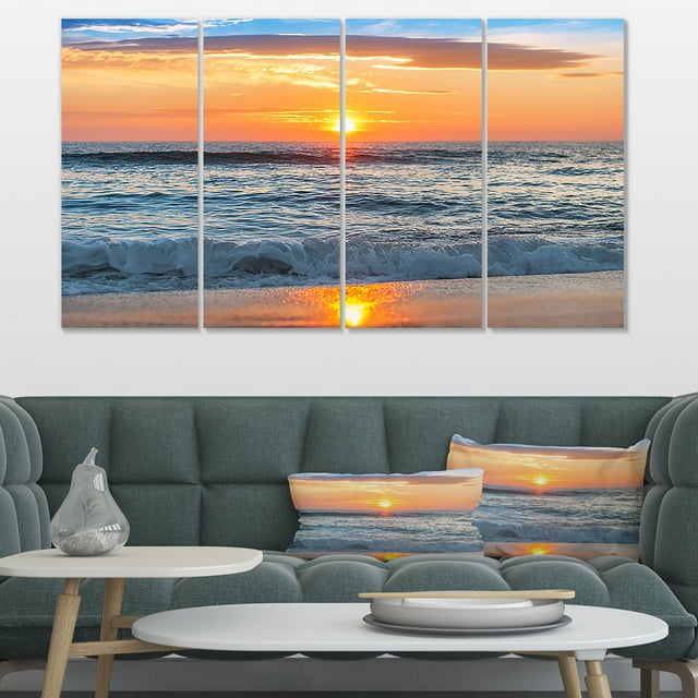 Beautiful Sunrise over the Horizon. - Modern Beach Canvas Art Print