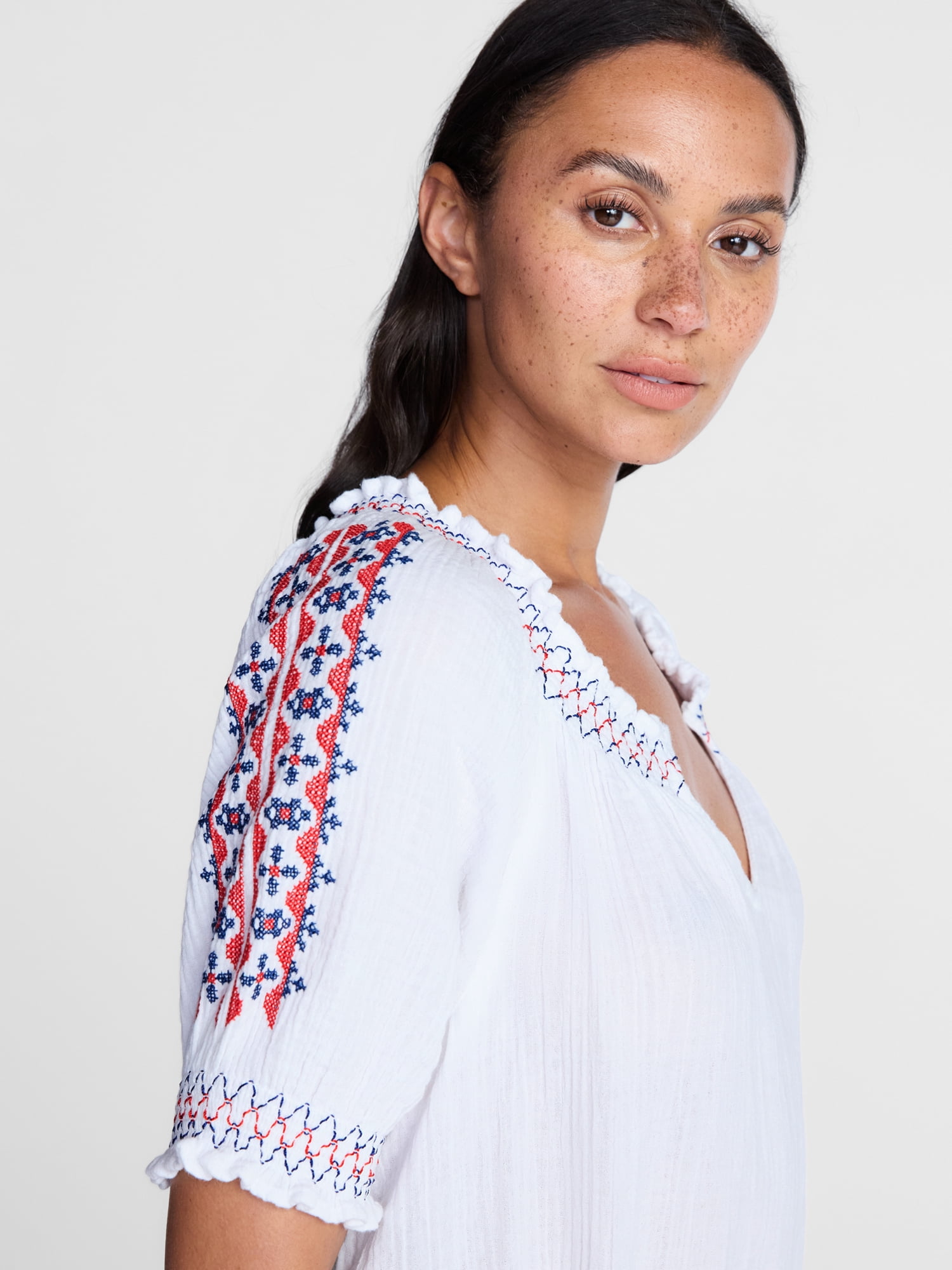 Time and Tru Women's Embroidered Peasant Top, Sizes XS-XXXL