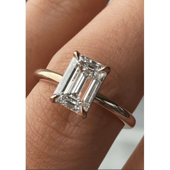 ESTE ORIGIN 2Ct Emerald Cut Moissanite Solitaire Ring in 10K White Gold Emerald Ring for Women – Emerald Engagement Ring, US 4.
