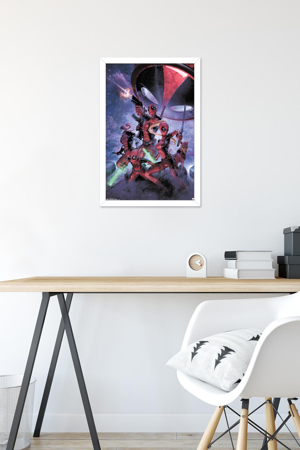 Marvel Comics - Deadpool - Family Wall Poster, 14.725" x 22.375", Framed
