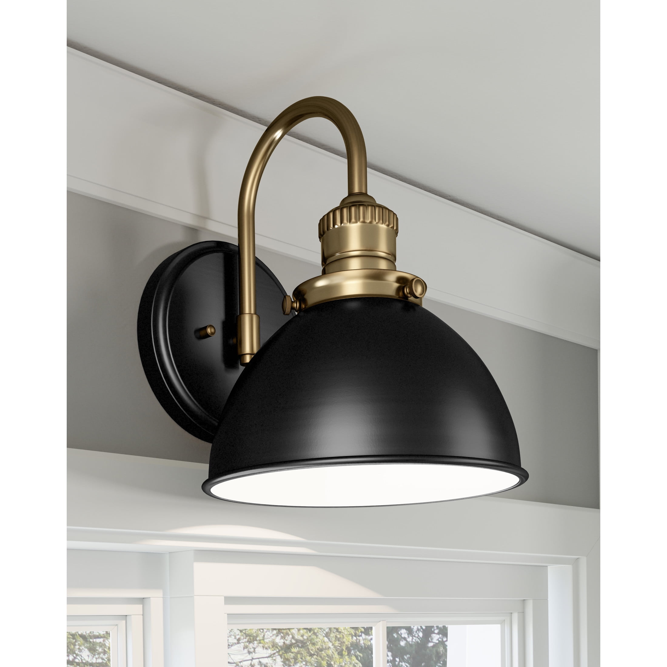 Design House WM358829-BGD Savannah Farmhouse 1-Light Indoor Dimmable Wall Light Matte Black Metal Shade for Hallway Foyer Kitchen, Matte Black and Satin Gold