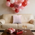 thumbnail image 4 of Funda de almohada decorativa con estampado de corazones para el Día de San Valentín | Funda de cojín festiva para la decoración de la sala de estar y el dormitorio, 4 of 6