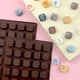 thumbnail image 4 of Molde de silicona 26 letras alfabeto pastel Moyic Herramientas bandeja jabón Fondant DIY cuadrado, 4 of 6