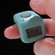 thumbnail image 4 of Methold Dispositivo inteligente de conteo de anillos de dedo con dispositivo de lectura de luz nocturna recargable impermeable Electrónica verde, 4 of 6