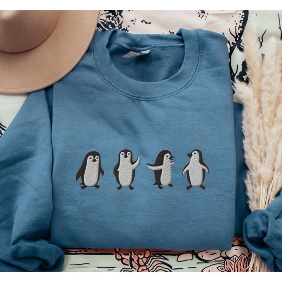 EMBROIDERED Penguins Sweatshirt, Penguin Lover Sweater, Christmas Cozy Penguin Sweat Shirt, Cute Birds Crewneck, Embroidery, Penguin Gifts