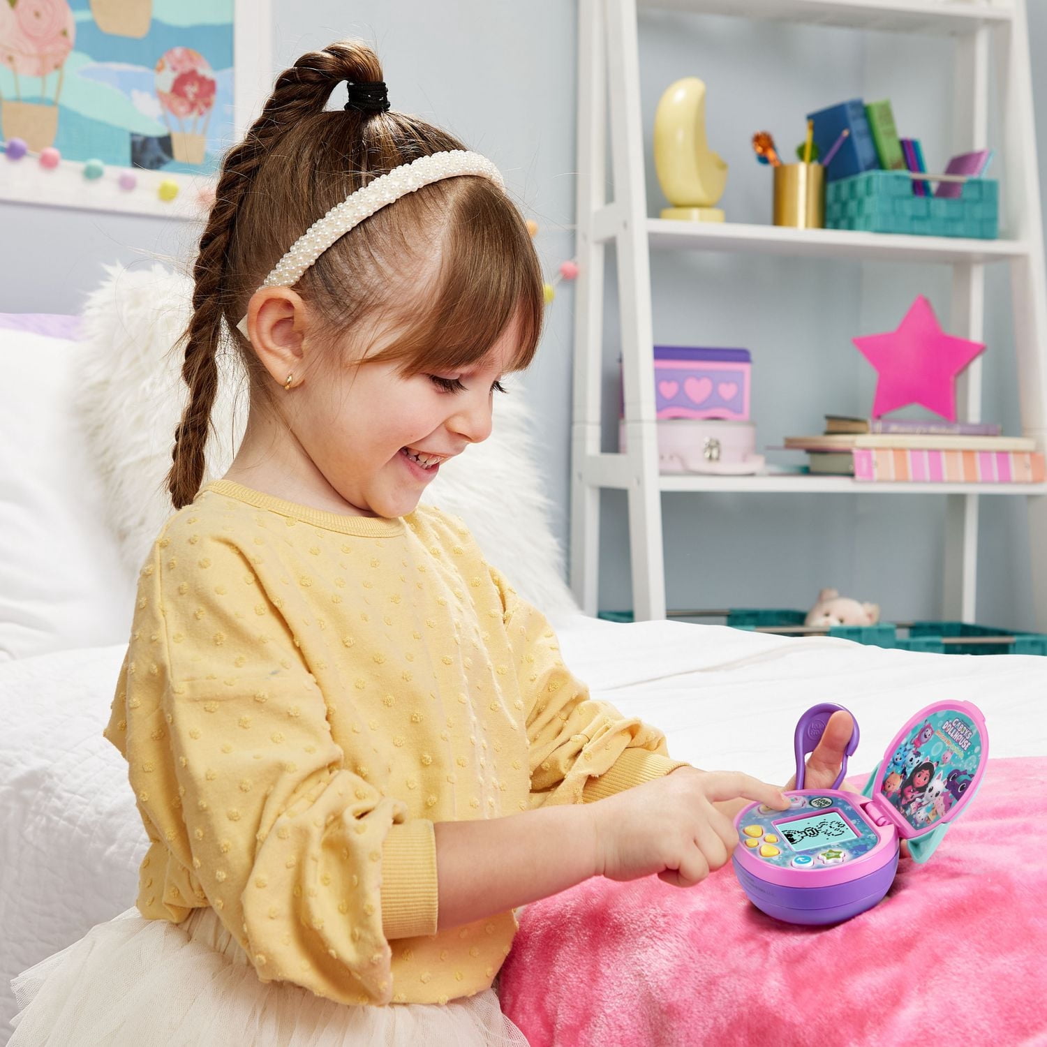 LeapFrog Gabby's Dollhouse MerCat & Me On-the-Go With 4 Games - French Version