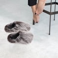 thumbnail image 3 of 1 par de pantuflas cálidas con borlas unisex para hombre y mujer, de felpa, peludas, para interior y exterior, cómodas pantuflas de casa para invierno, talla 42-43, 3 of 8