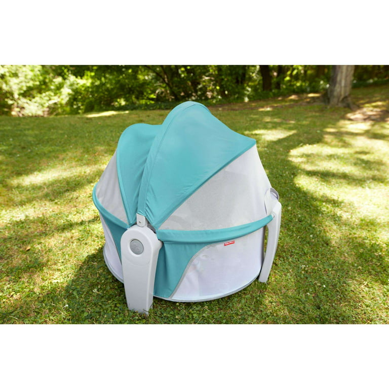 Fisher-Price On-the-Go Baby Dome Portable Bassinet and Play Space