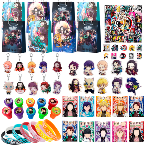 Demon Slayer Cadeaux de Fête, 110 Pcs Tout-en-un Cadeaux de Fête d'Anniversaire Demon Slayer Incluant Sacs Autocollants Demon Slayer Porte-Clés Badge Sceau Bracelet etc. Cadeaux à Thème Demon Slayer pour Garçons Enfants