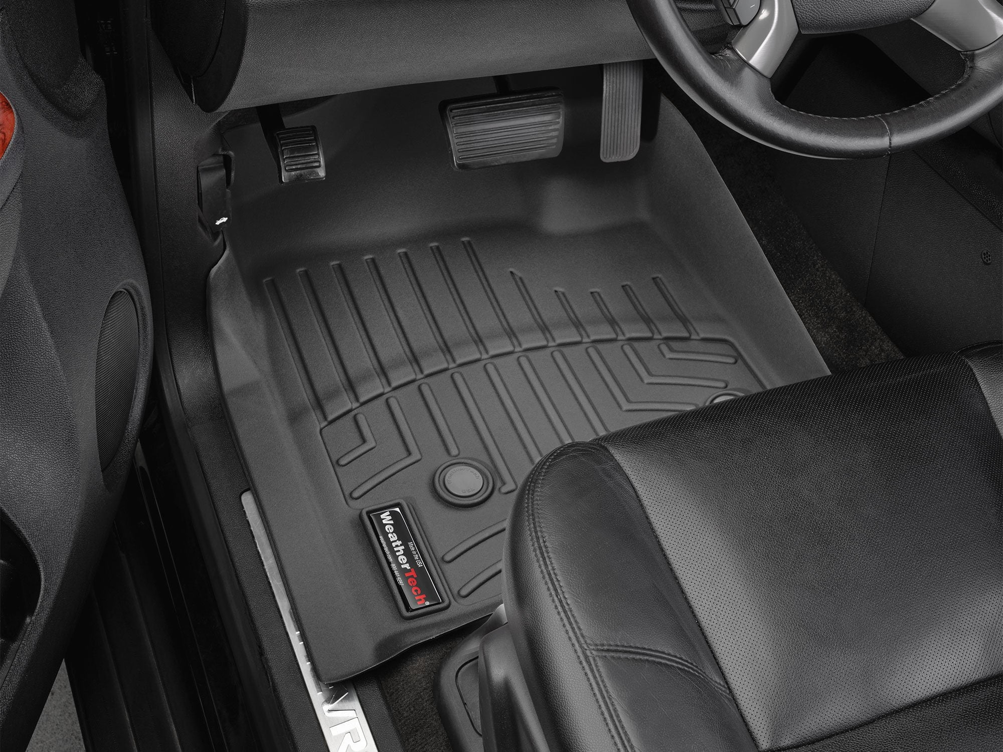 WeatherTech Custom Fit FloorLiners compatible with Silverado, Avalanche, Tahoe, Escalade ESV - 1st Row (Driver & Passenger), Black