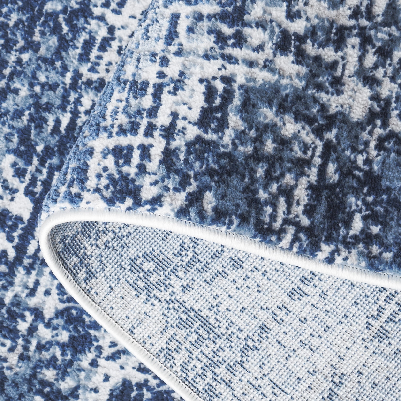 Safavieh Amelia Ian Abstract Area Rug, Ivory/Dark Blue, 6'7" x 6'7" Square