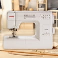 thumbnail image 2 of Máquina de coser Janome HD3000, resistente, 18 puntadas con funda, 2 of 7