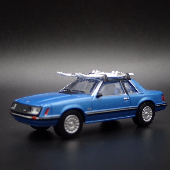 Open Box 1981 81 FORD MUSTANG COUPE GHIA FOX BODY 1:64 SCALE DIORAMA DIECAST MODEL CAR
