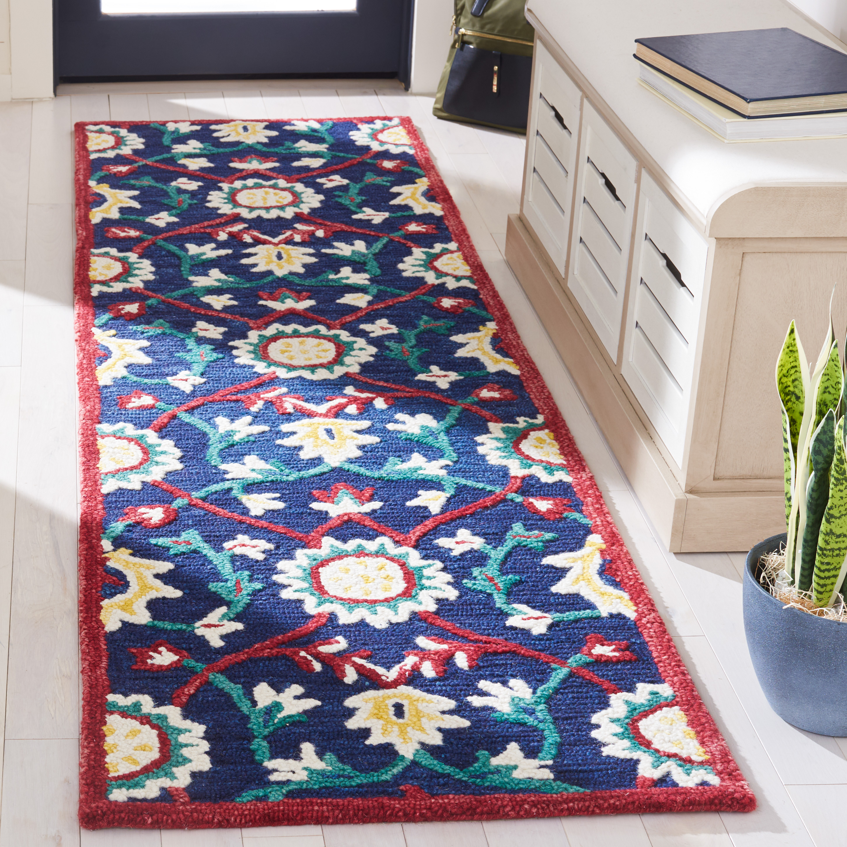 SAFAVIEH Blossom Lecia Floral Runner Rug, Navy/Red, 2'3" x 8'