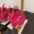 thumbnail image 4 of Gran oferta de bolsos de hombro de PU con flores para mujer 2024, bolsos cruzados clásicos de moda sencillos para mujer, bolsas femeninas de color caramelo, 4 of 5