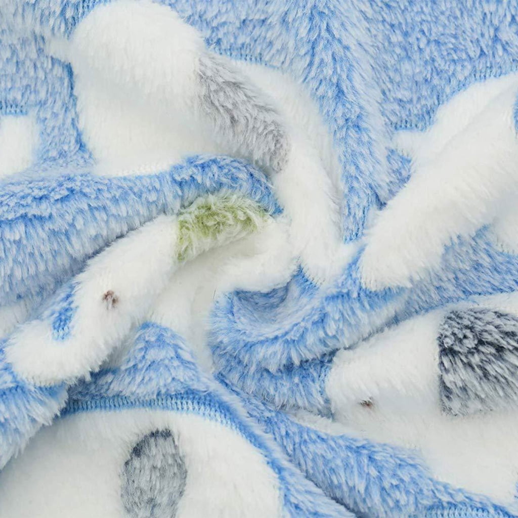 Qisuw Warm Bedding Blanket Pet Throw Mats for Small Dog Washable Paw Print Blanket