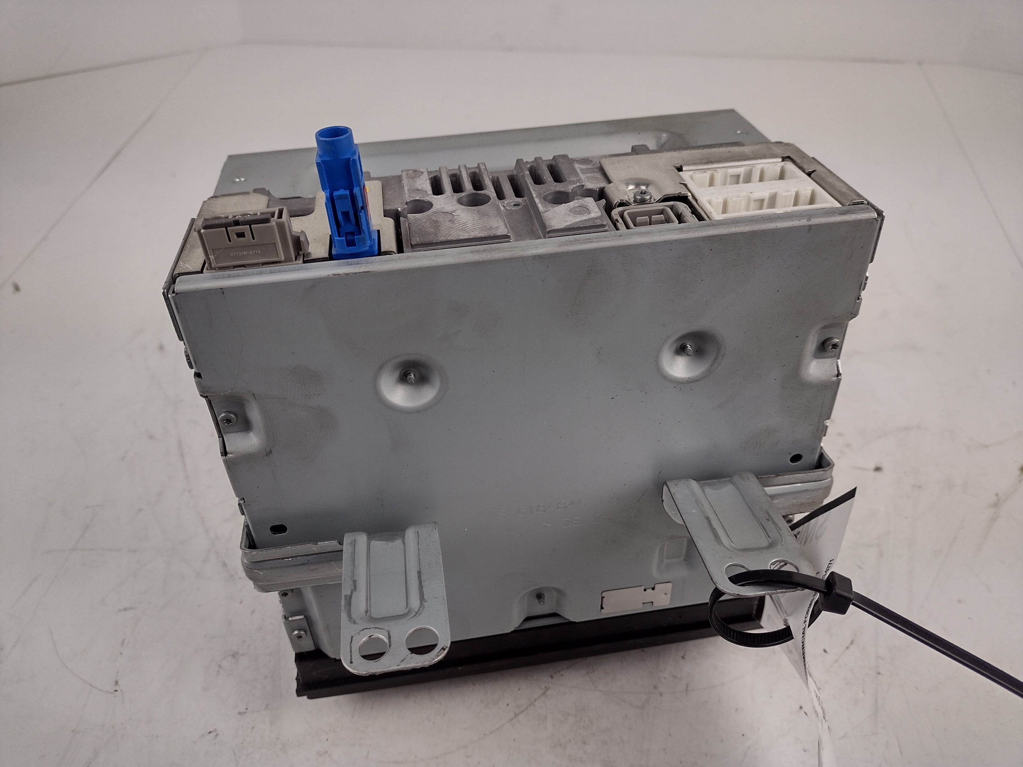 Pre-Owned 11 12 Nissan Rogue AM FM 6CD Navigation Radio Receiver OEM - Verify Specific Vehicle Fitment In Description - (Good)