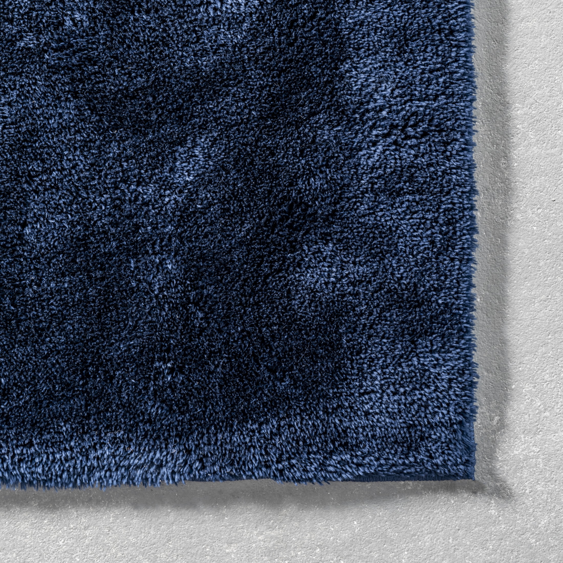 nuLOOM Loni SuperiorWash Solid Machine Washable Shag Area Rug, 4' x 6', Loni Navy