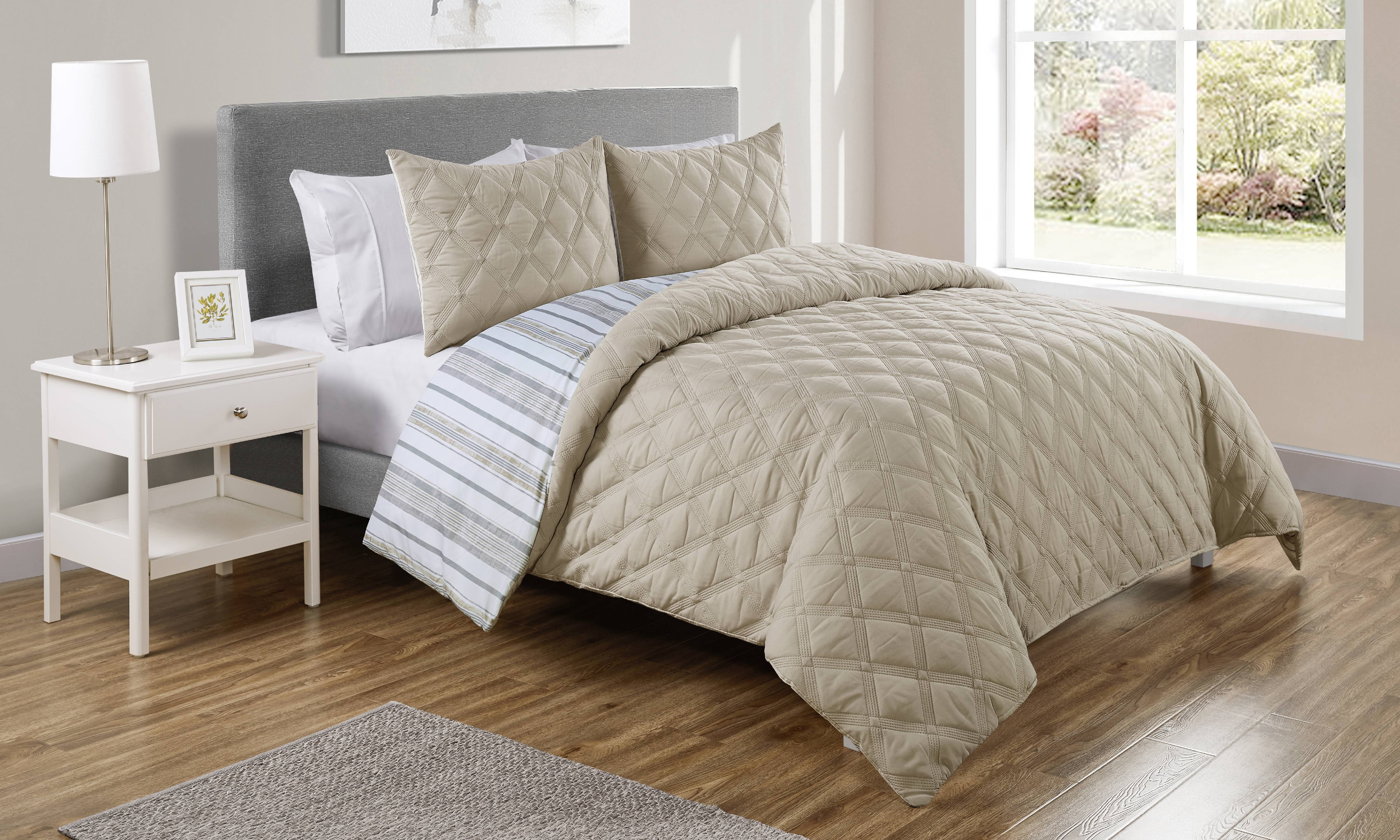 VCNY Home Quad Diamond Reversible Stripe Duvet Cover Set