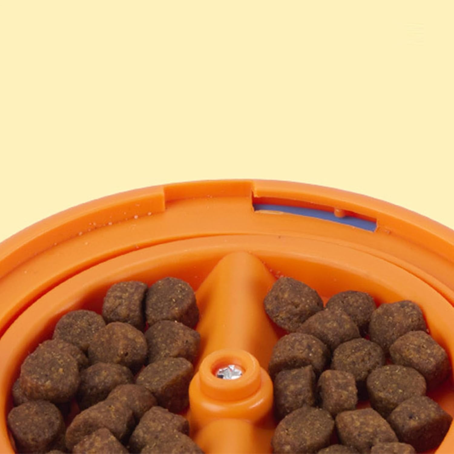 Interactive Treat Dispenser Toy,Dog Puzzle Toy, Duck Design Treat Dispenser Feeder for Mental Stimulation and Slow Eating in Indoor and Outdoor Play