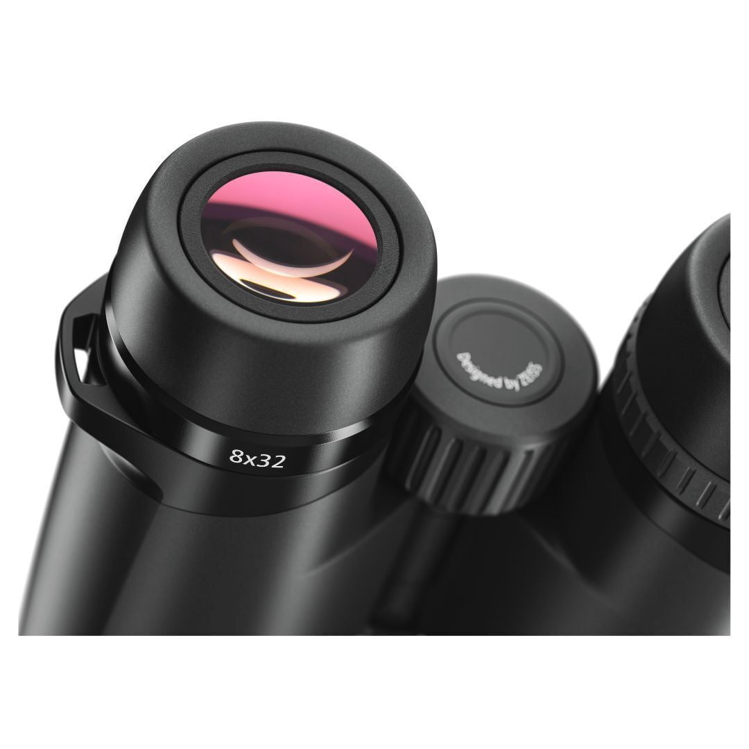 ZEISS Conquest HDX 8x32 Binocular with 90 Percent Light Transmission, Lifelike Color Reproduction, and Rugged Optical Design (Black)