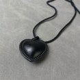 thumbnail image 5 of Collar de cadena con colgante de corazón de Cuero estilo coreano yuxing, 5 of 5
