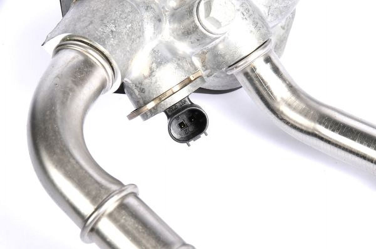 Engine Coolant Thermostat / Water Inlet Assembly
