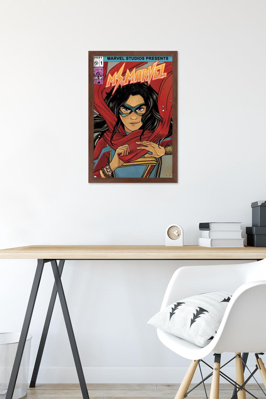 Marvel Ms. Marvel - Comic Wall Poster, 14.725" x 22.375" Framed